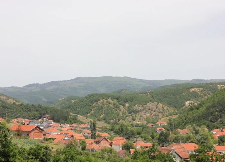 Pamje nga fshati Breznicë, 2016